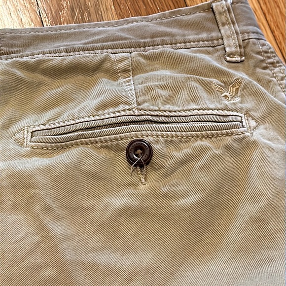 American Eagle Classic Distressed Shorts - Picture 12 of 13